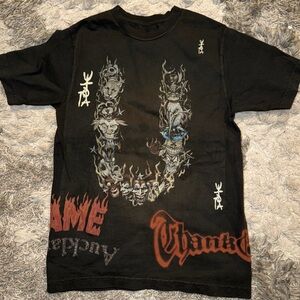 TRAVIS SCOTT BLACK RELIC TEE - NEW ZEALAND TOUR IN SMALL